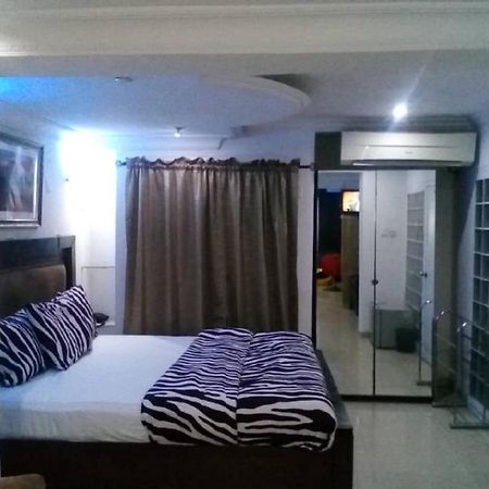 Theodawn Hotels @ Suite 29 Ikeja Zewnętrze zdjęcie