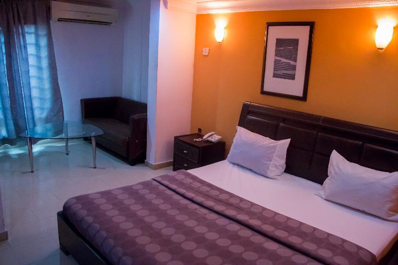 Theodawn Hotels @ Suite 29 Ikeja Zewnętrze zdjęcie